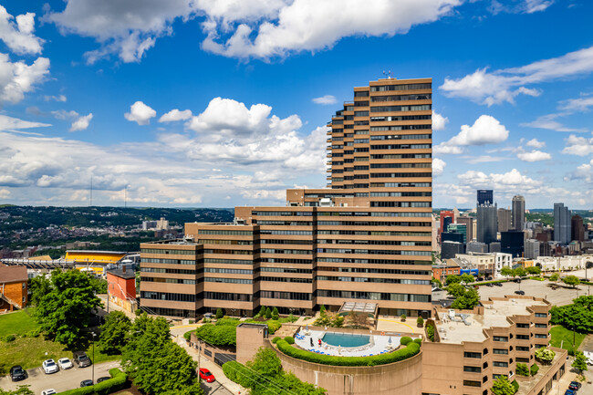 1305 Grandview Ave in Pittsburgh, PA - Building Photo - Building Photo