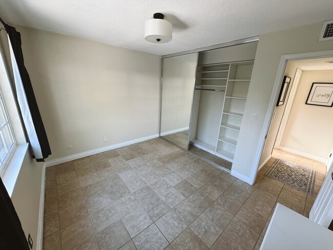 29462 Greengrass Ct in Agoura Hills, CA - Foto de edificio - Building Photo