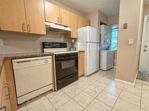 4071 NW 114th Ave in Coral Springs, FL - Building Photo - Building Photo