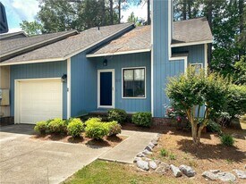 207 Charmant Rd in Lumberton, NC - Building Photo