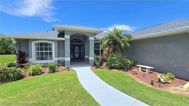 property at 1720 Amber Ln