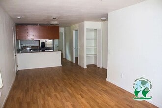 2483 Kapiolani Blvd in Honolulu, HI - Building Photo - Building Photo