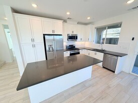 625 Via Firenze in Cathedral City, CA - Building Photo