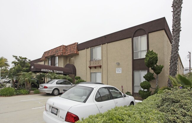 Arizona Towers Apartments in San Diego, CA - Building Photo - Building Photo