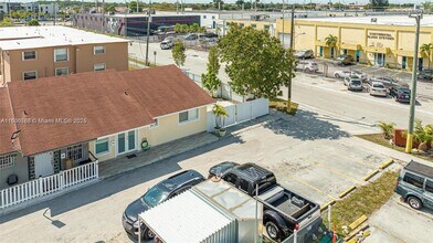 330 W 74th Pl in Hialeah, FL - Building Photo - Building Photo