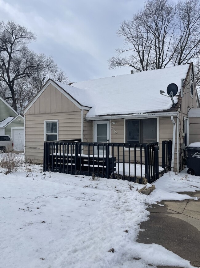 property at 7008 SW 15th St