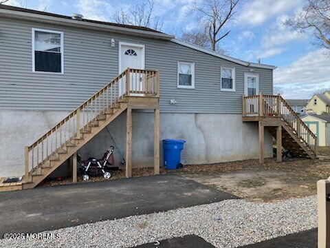 property at 13 Grove Pl