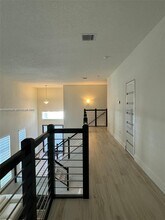 10376 NW 76th Terrace in Doral, FL - Building Photo - Building Photo