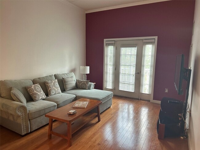 property at 31 Greenridge Ave