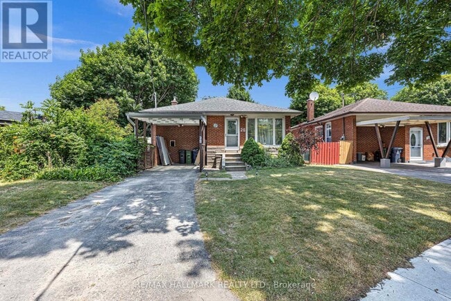 property at 28 Furlong Ct