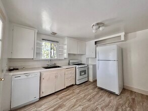 334 45th St in Oakland, CA - Foto de edificio - Building Photo