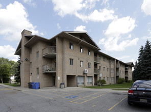 Edge Hill Terrace in Barrie, ON - Building Photo - Building Photo