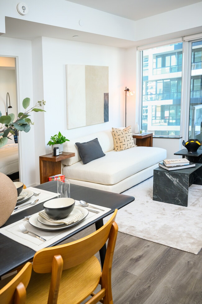 Story of Midtown in Toronto, ON - Building Photo - Building Photo