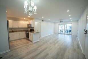 6231 Bay Club Dr in Fort Lauderdale, FL - Building Photo