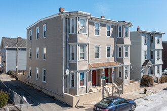 108-110 George St in Boston, MA - Foto de edificio - Building Photo