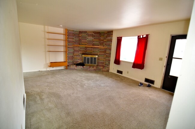 1223 N 8th Ave in Bozeman, MT - Building Photo - Building Photo