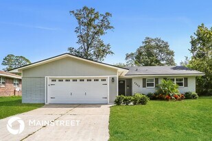 1217 Brookmont Ave E in Jacksonville, FL - Building Photo