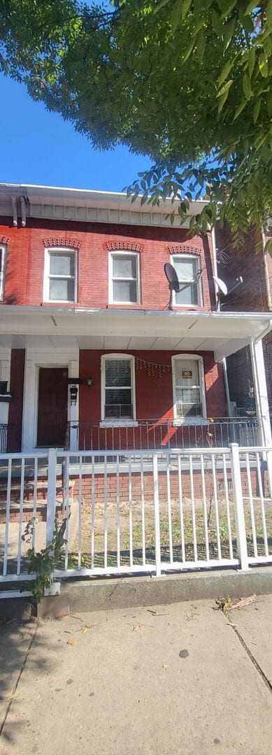 property at 76 Hudson St