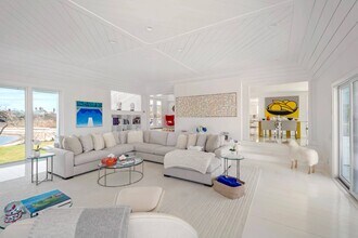 64 West End Rd in East Hampton, NY - Building Photo - Building Photo