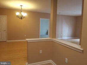 224 Breeders Cup Dr in Cherry Hill Township, NJ - Building Photo - Building Photo