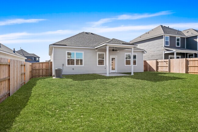 125 Skyflower Ln in San Marcos, TX - Building Photo - Building Photo