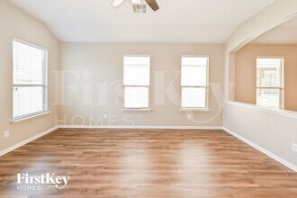 14302 Merganser Dr in Houston, TX - Foto de edificio - Building Photo