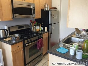 1 Langdon St in Cambridge, MA - Foto de edificio - Building Photo