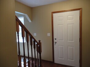 74 Rollingwood Dr in Maineville, OH - Foto de edificio - Building Photo