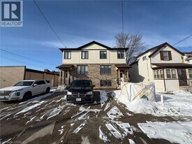 675 Princess St in Woodstock, ON - Building Photo