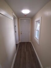 12 Tobacco Ln in Red Hook, NY - Building Photo - Building Photo