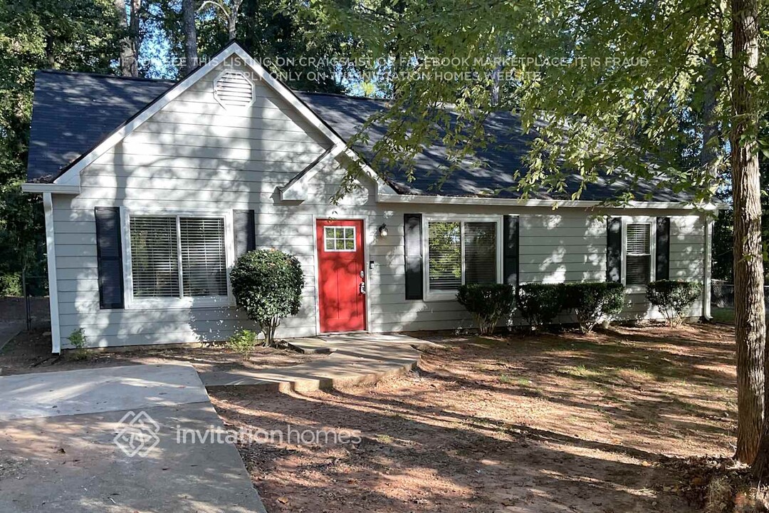 460 Azalea Dr in Stockbridge, GA - Building Photo