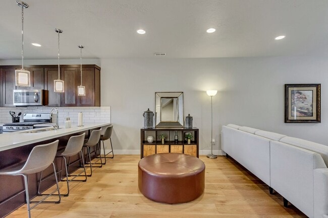 1419 E Komenda Way in Millcreek, UT - Building Photo - Building Photo