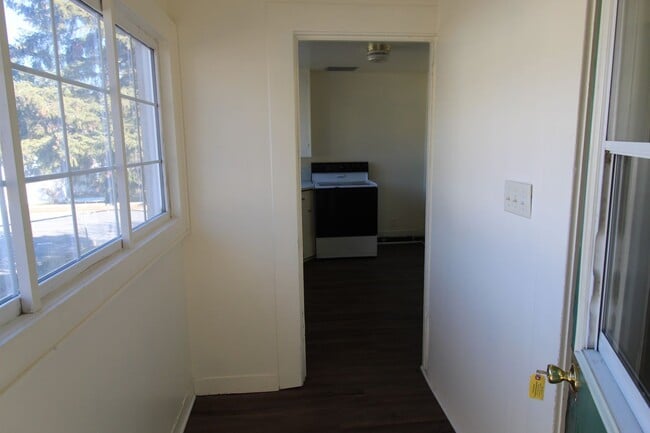 property at 1540 Crescent Ave