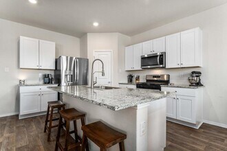 3127 Keuka Pk Dr in San Antonio, TX - Building Photo - Building Photo