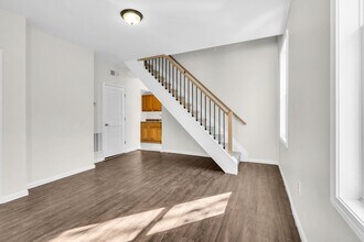 478 Bath Ave, Unit 1A in Long Branch, NJ - Building Photo - Building Photo