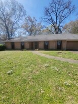 139 Wagwood St in Jackson, MS - Building Photo