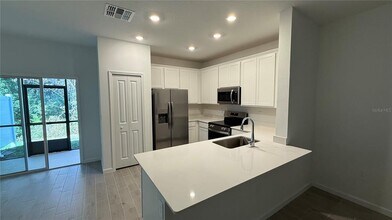 3636 SE 37th Ct in Ocala, FL - Building Photo - Building Photo