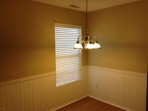 19 Pond Ln in Amelia, OH - Building Photo - Building Photo