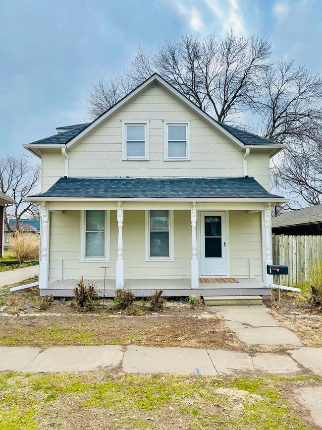 property at 825 C St