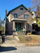 2533 Valley View Ct, Unit Valley View 2 in Cincinnati, OH - Building Photo