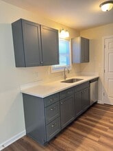 226 Jim Thorpe Dr in Clarksville, TN - Building Photo - Building Photo