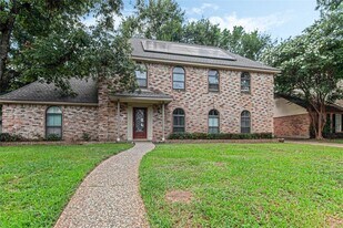 1507 Sweet Grass Trail in Houston, TX - Building Photo
