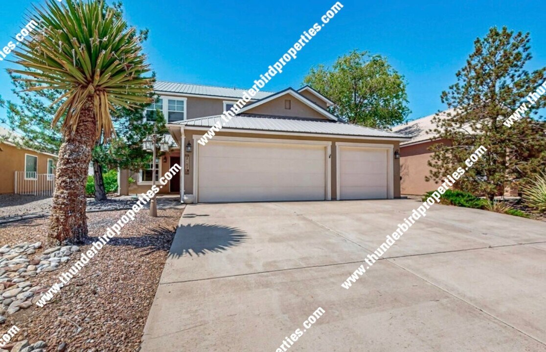 2157 Deer Trail Loop in Rio Rancho, NM - Building Photo