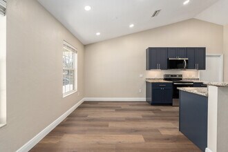 6523 NW 109th Pl in Alachua, FL - Building Photo - Building Photo