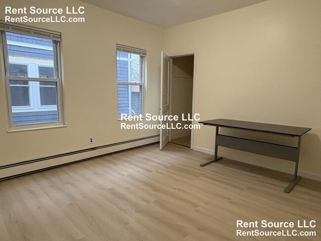 17A Benton Rd. in Medford, MA - Building Photo - Building Photo