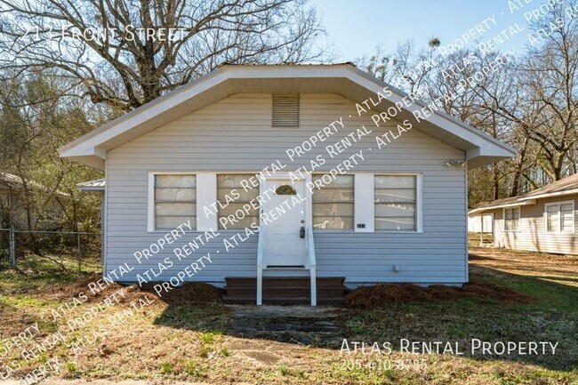 property at 213 Front St