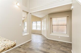 2048 Wanderlust Dr in Lewisville, TX - Building Photo - Building Photo