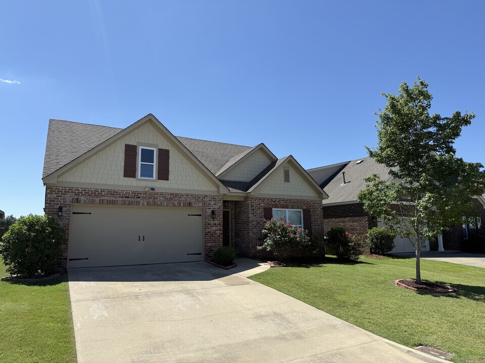 9412 Alpine Park Ct in Montgomery, AL - Building Photo
