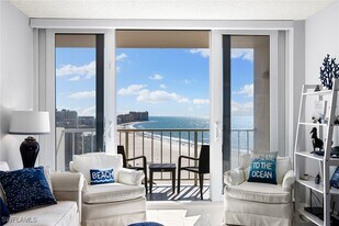 58 N Collier Blvd in Marco Island, FL - Building Photo