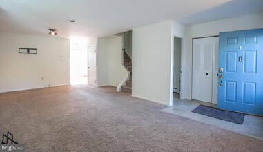 3805 Walnut Ridge Dr in Pottstown, PA - Building Photo - Building Photo